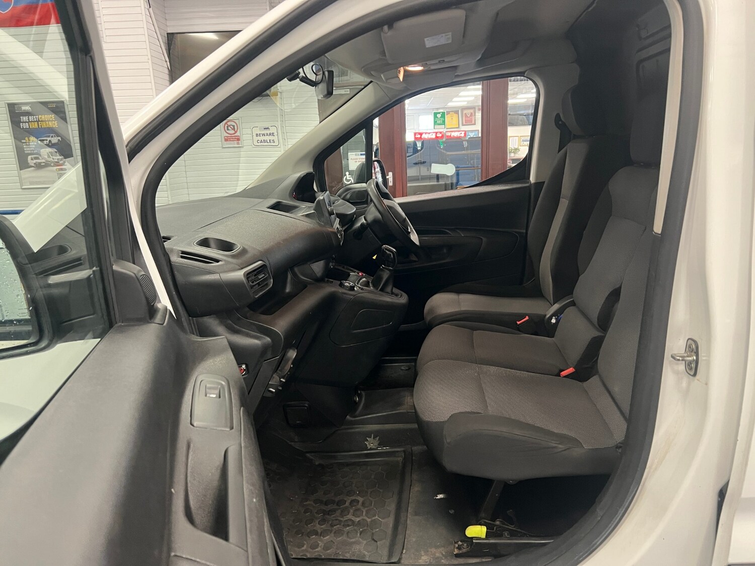 Used Peugeot Partner 2019 for sale - 77533612: Photo 13