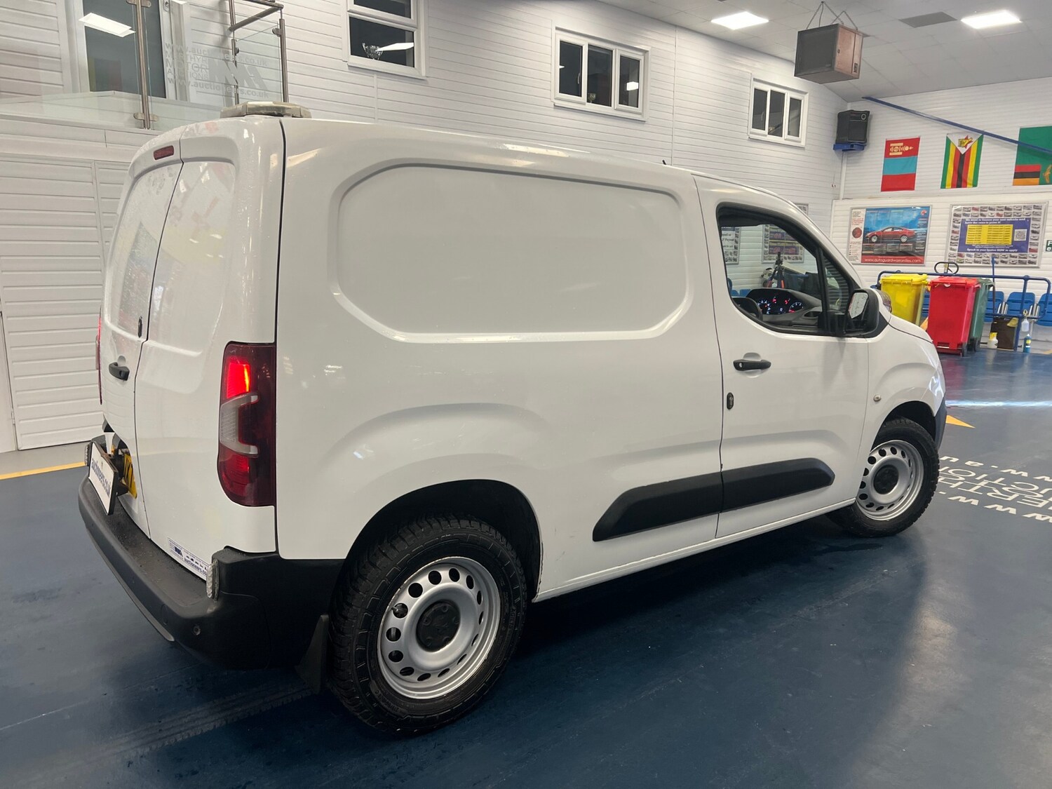 Used Peugeot Partner 2019 for sale - 77533612: Photo 5