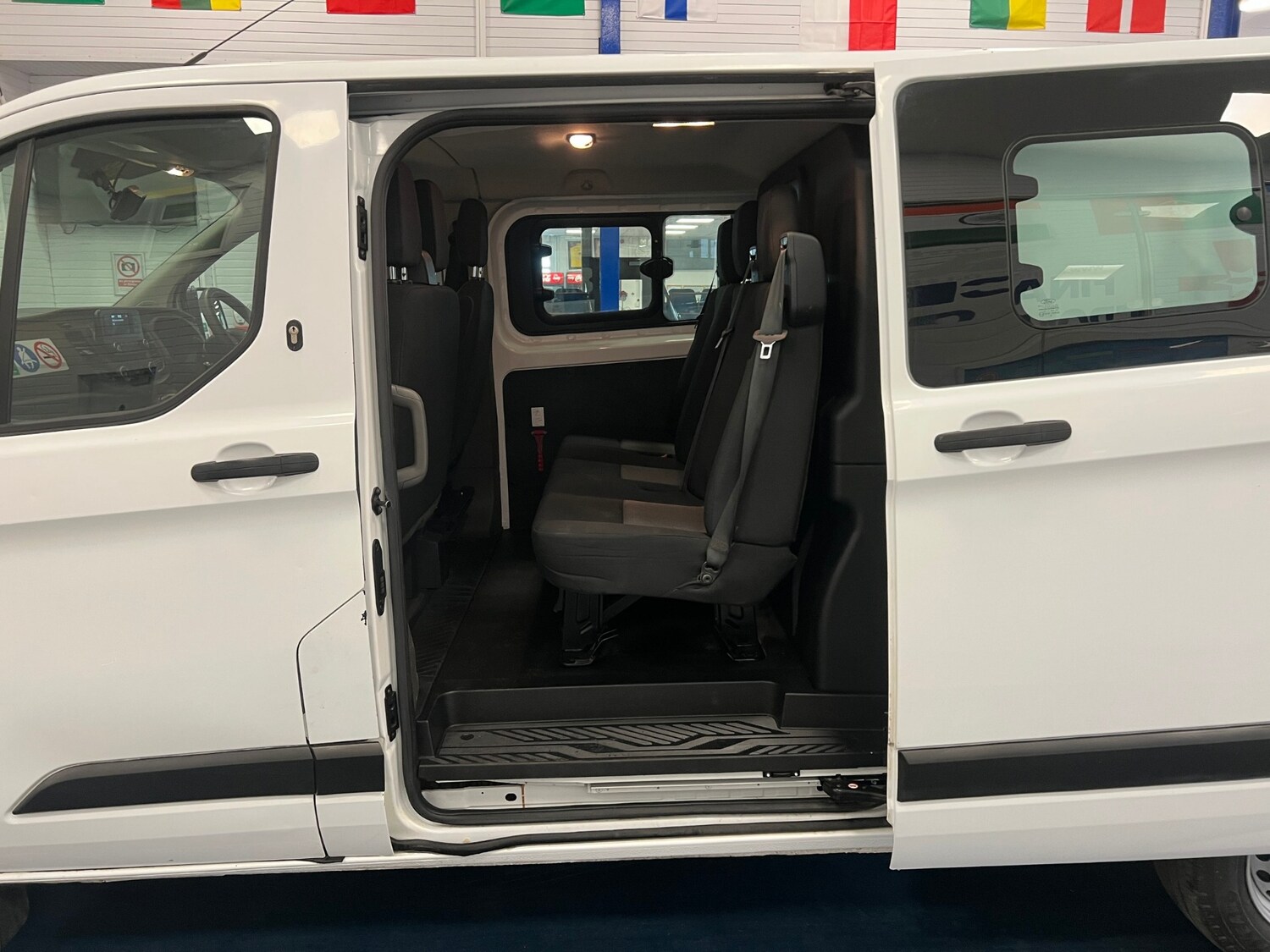 Used Ford Transit Custom 2021 for sale - 78176834: Photo 6
