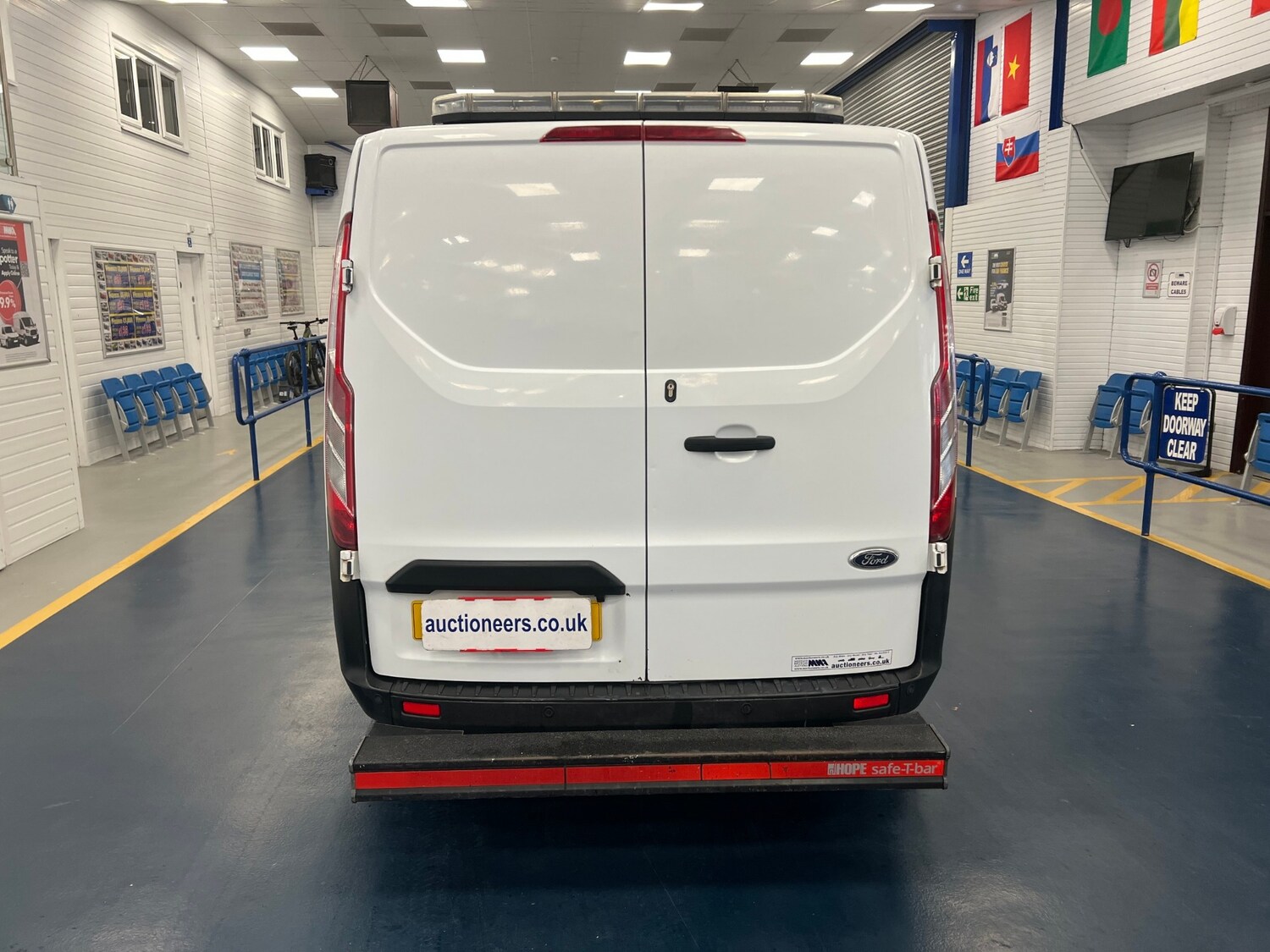 Used Ford Transit Custom 2021 for sale - 78176834: Photo 9