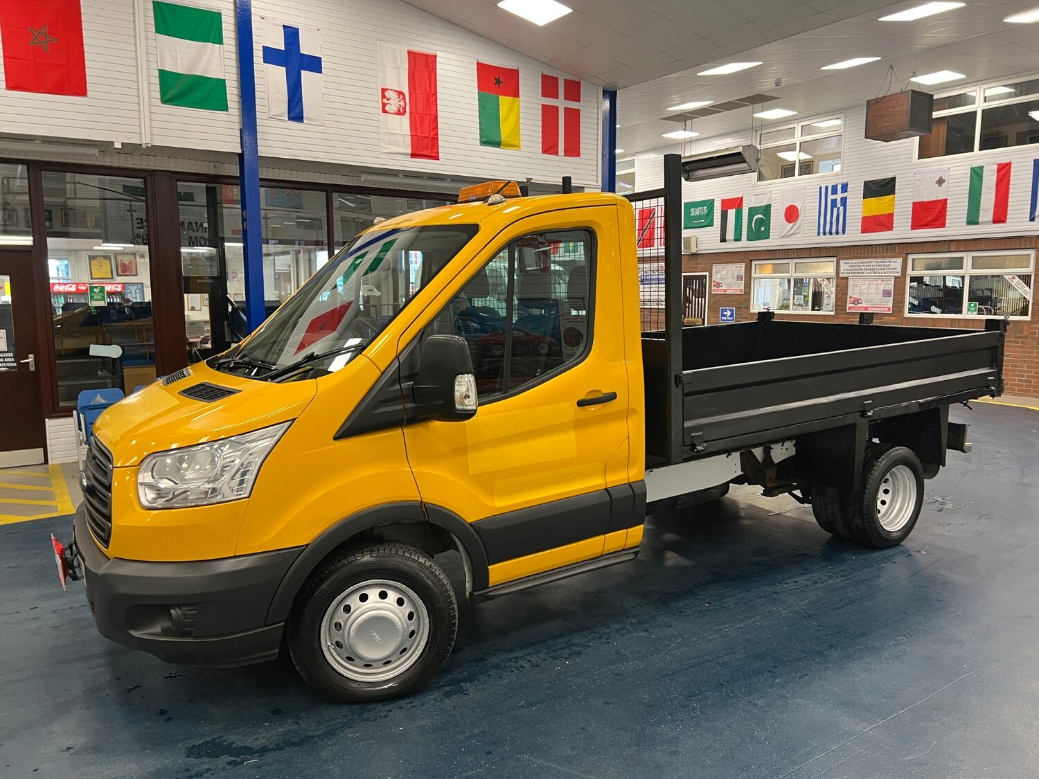 Used Ford Transit 2016 for sale - 76114080: Photo 3