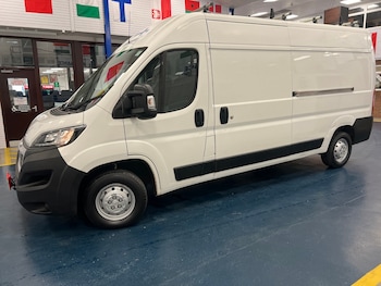 Used Peugeot Boxer 2018 for sale - 75904124: Photo