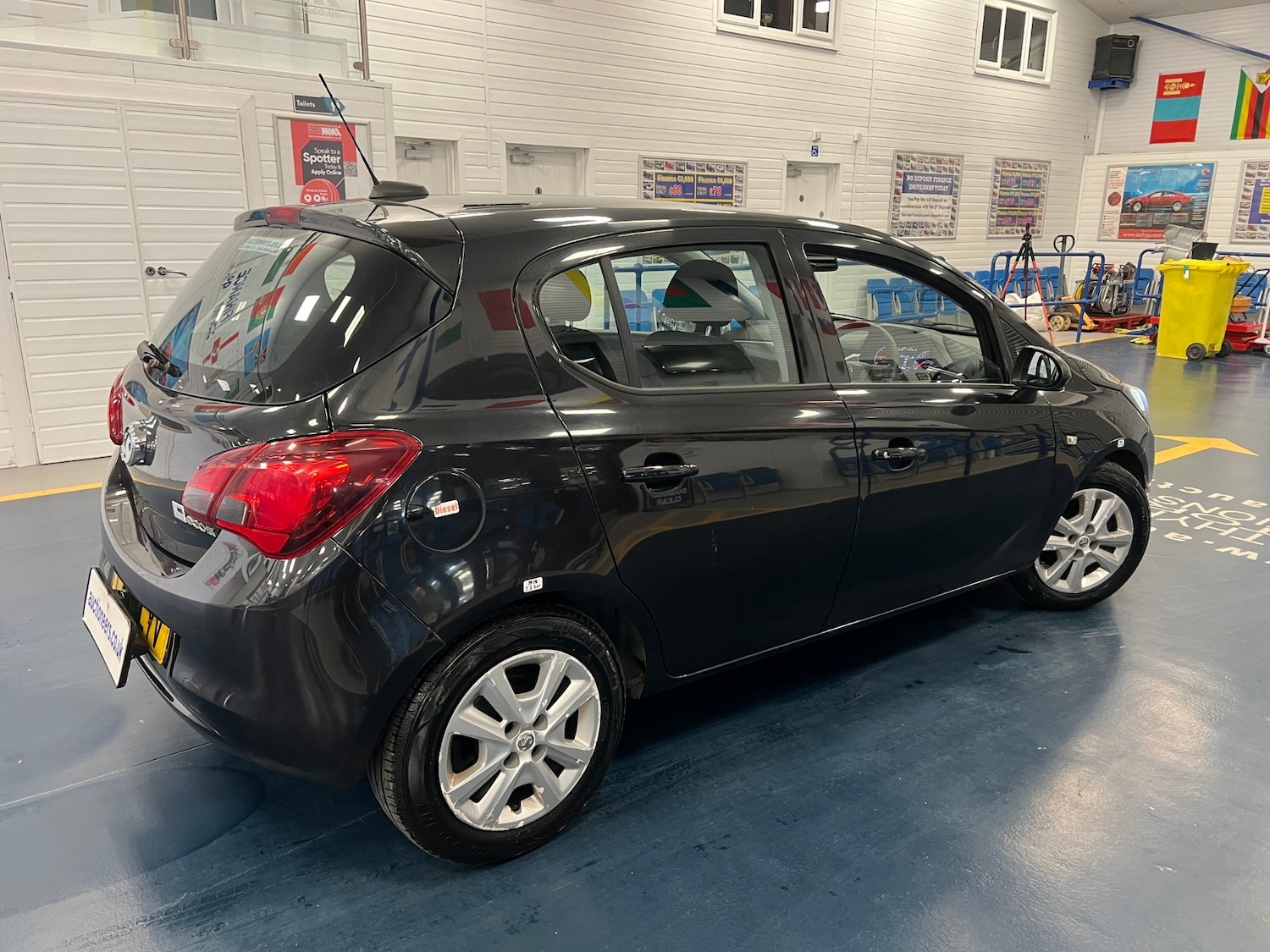 Used Vauxhall Corsa 2016 for sale - 78090340: Photo 5