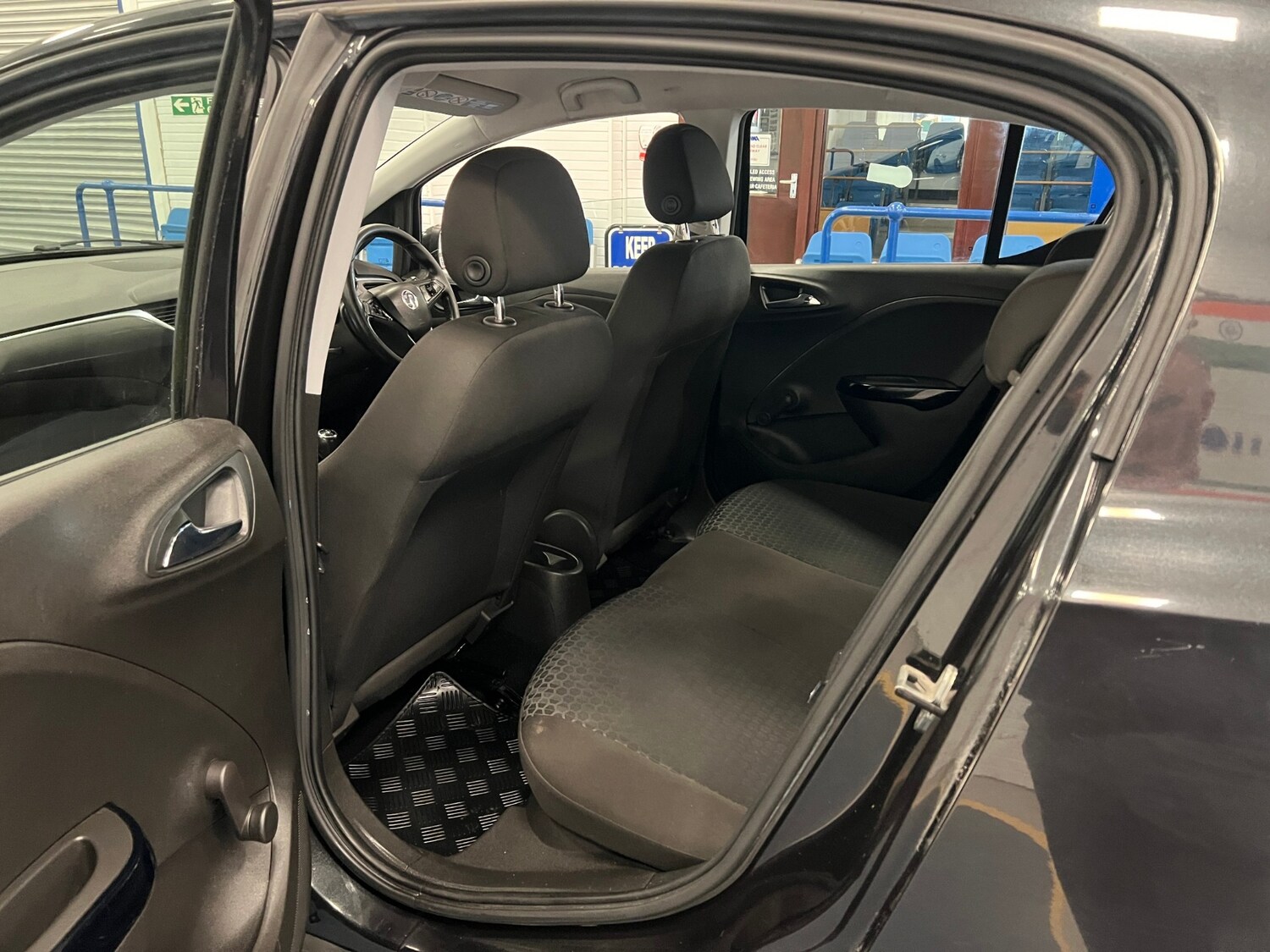 Used Vauxhall Corsa 2016 for sale - 78090340: Photo 9