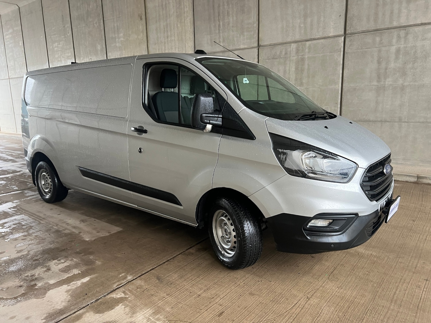 Used Ford Transit Custom 2020 for sale - 77403608: Photo 2