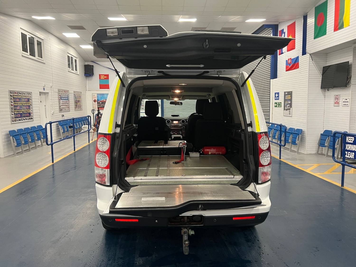 Used Land Rover Discovery 2012 for sale - 77901771: Photo 8