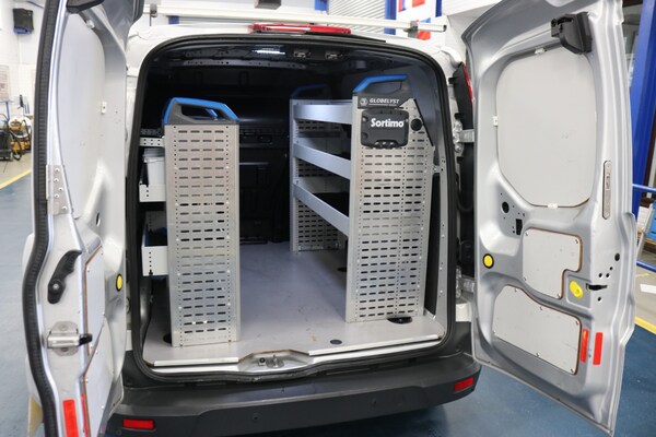 Used Ford Transit Connect 2017 for sale - 72185107: Photo 9