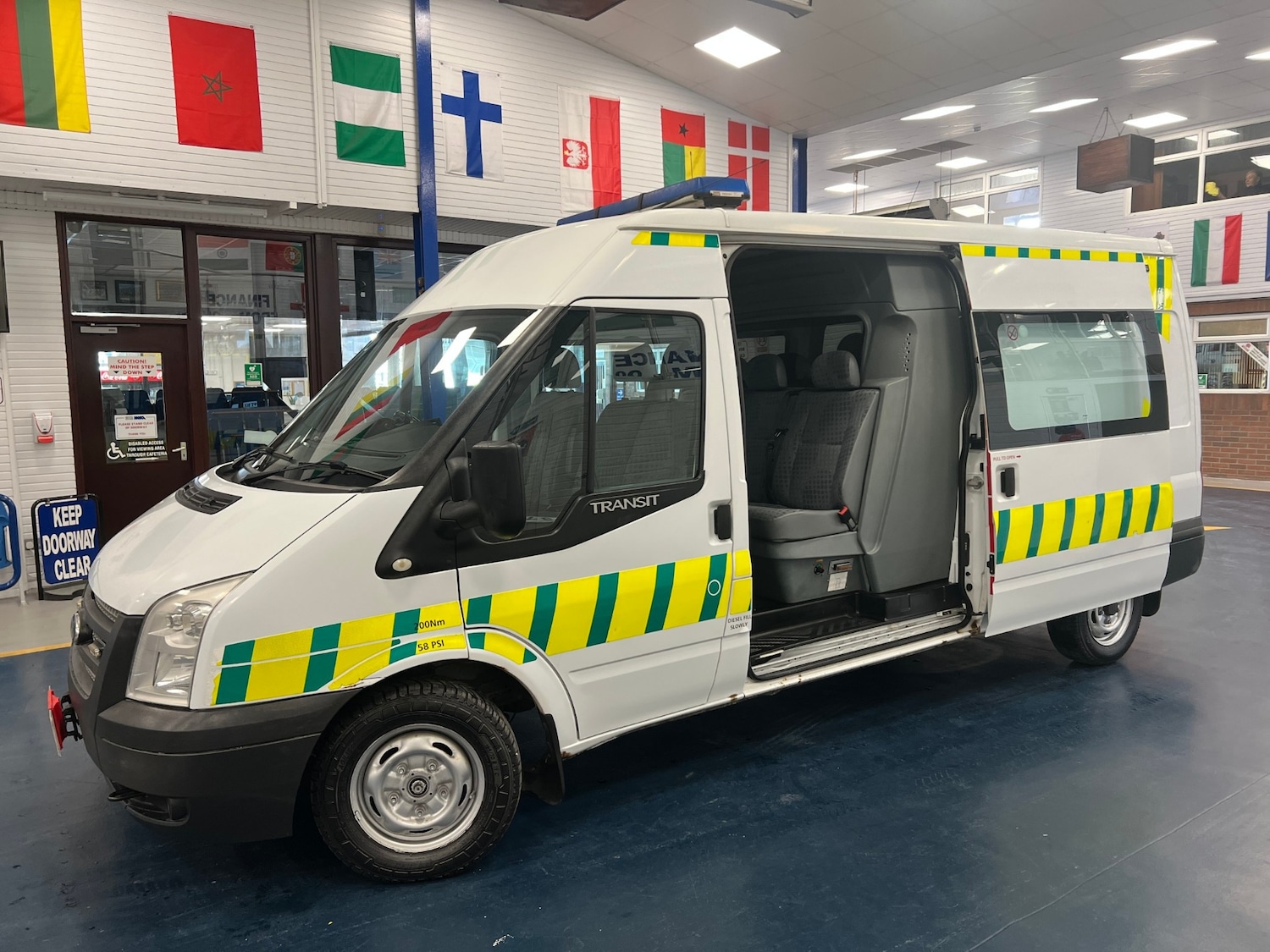 Used Ford Transit 2011 for sale - 77931860: Photo 6