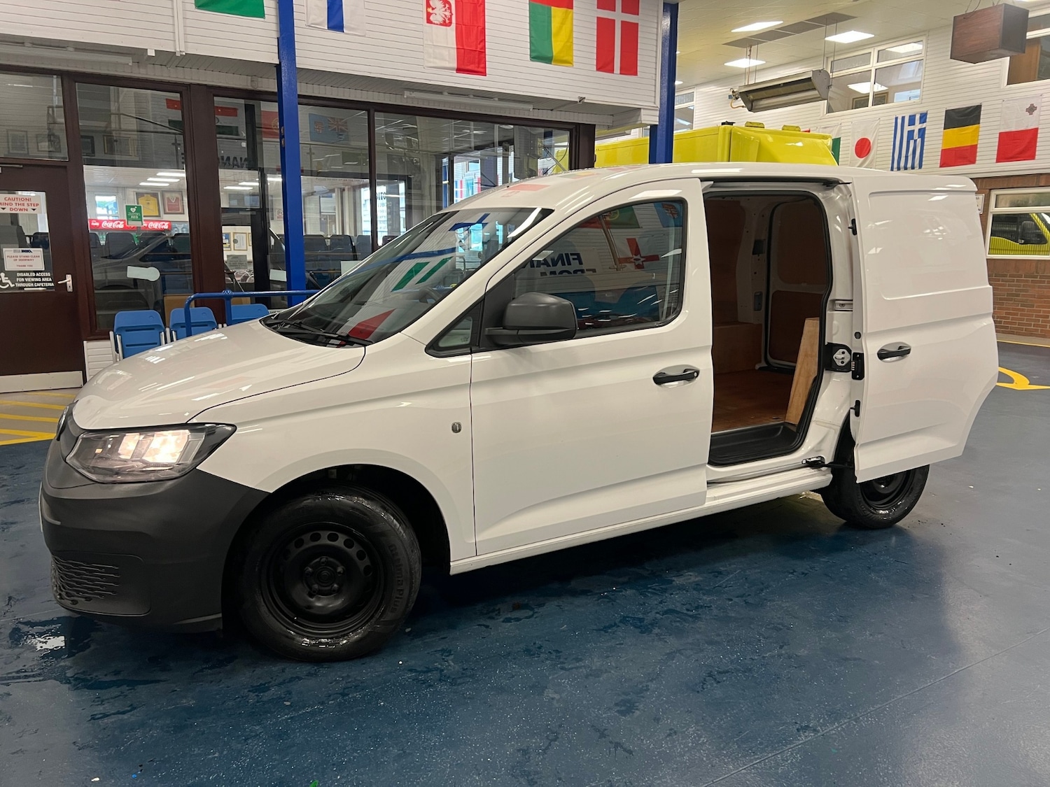 Used Volkswagen Caddy 2022 for sale - 76195898: Photo 6