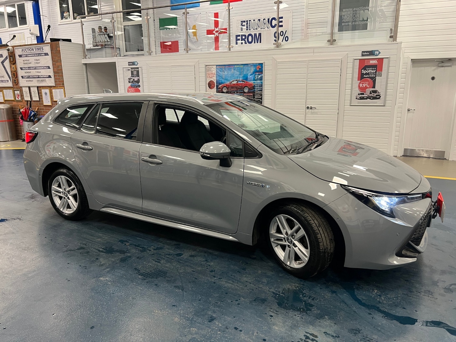 Used Toyota Corolla 2020 for sale - 76344178: Photo 2