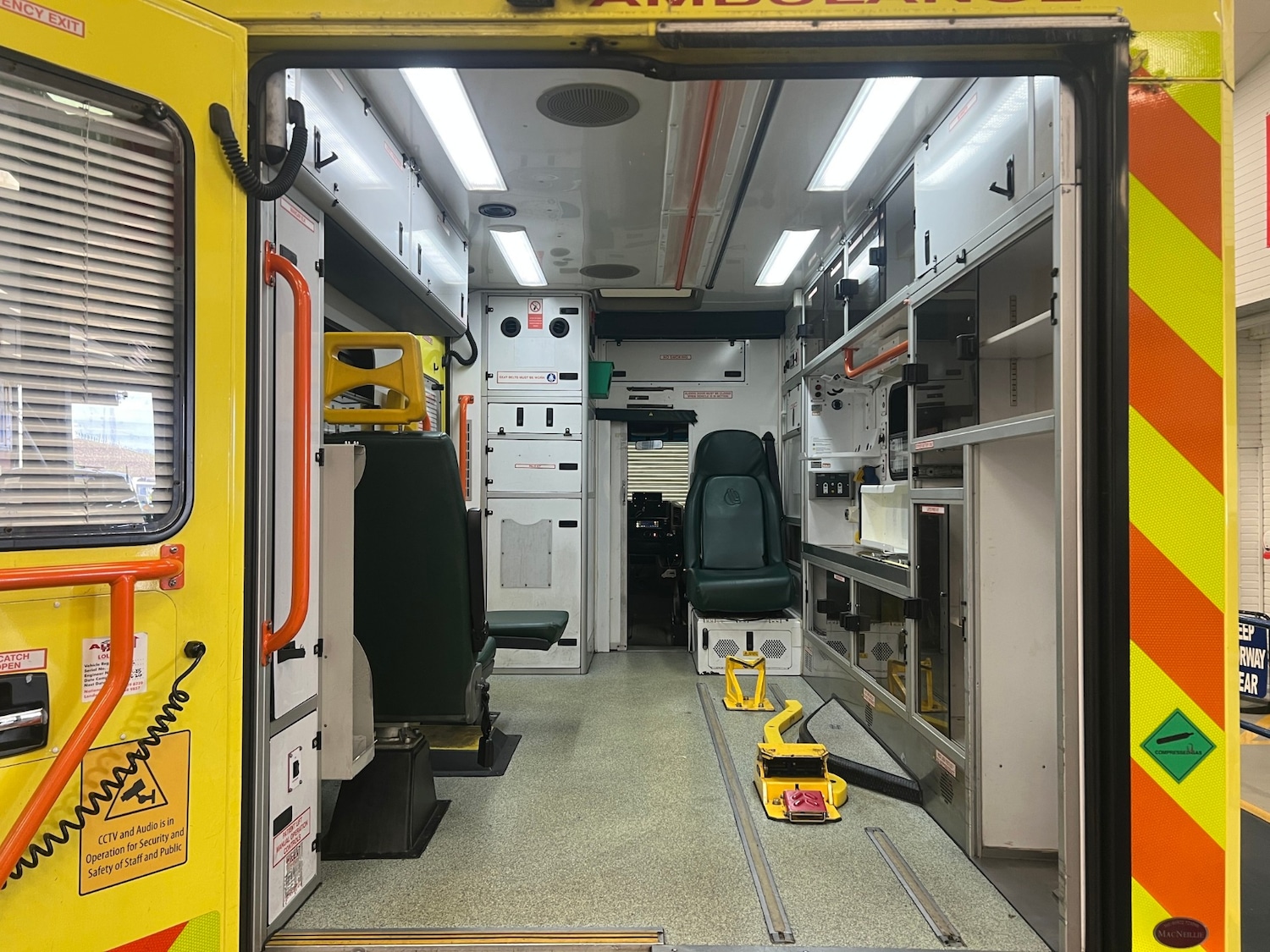 Used Mercedes-Benz Sprinter 2015 for sale - 77915478: Photo 11