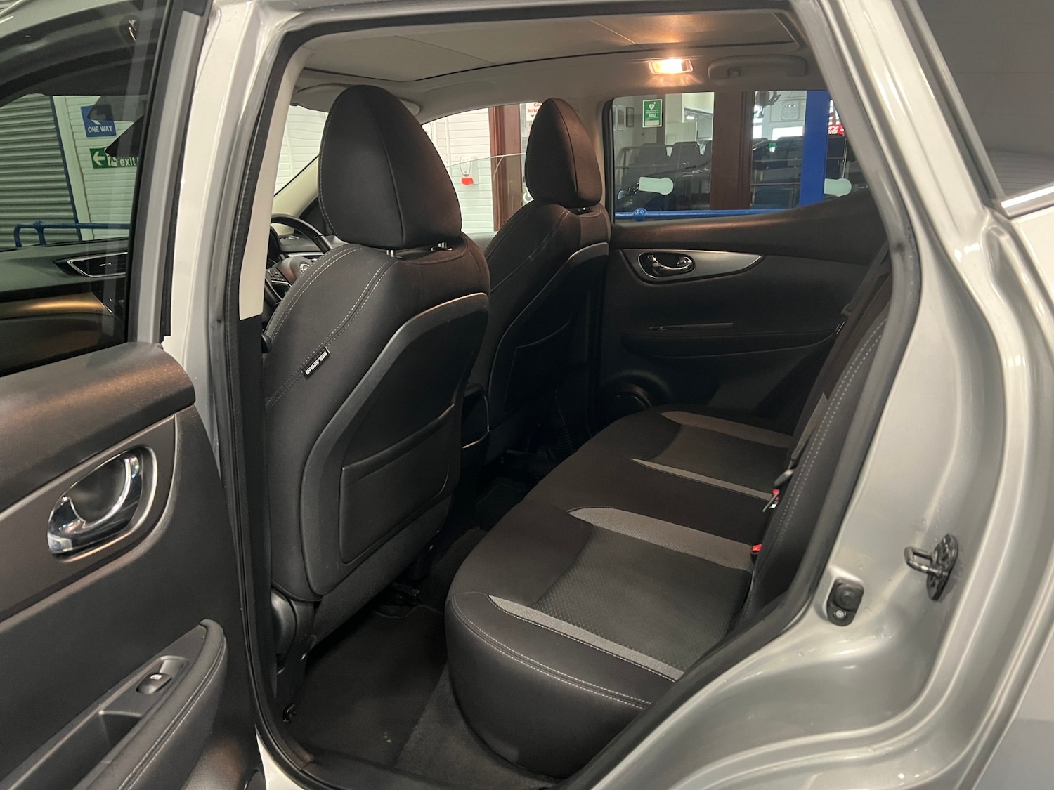 Used Nissan Qashqai 2018 for sale - 76809278: Photo 10