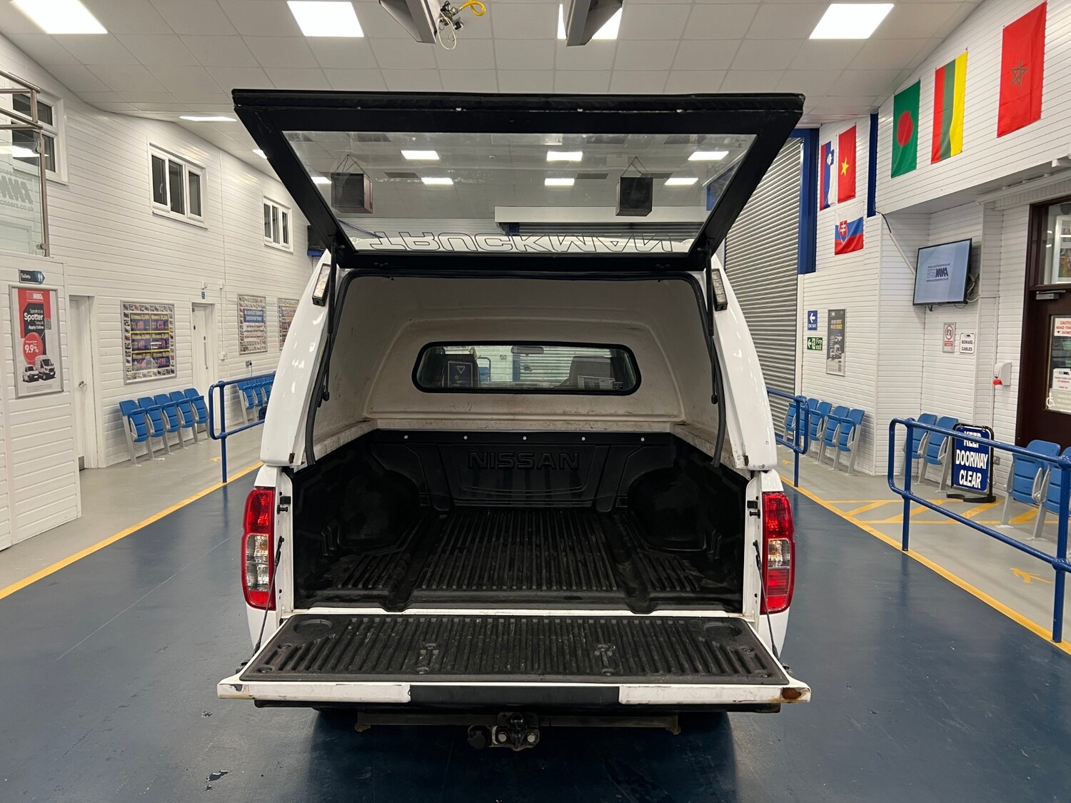 Used Nissan Navara 2014 for sale - 78109889: Photo 9