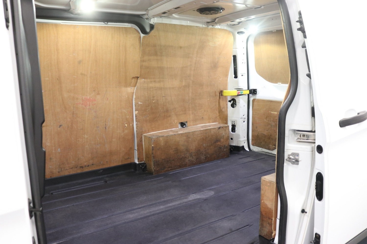 Used Ford Transit Custom 2016 for sale - 77135721: Photo 8