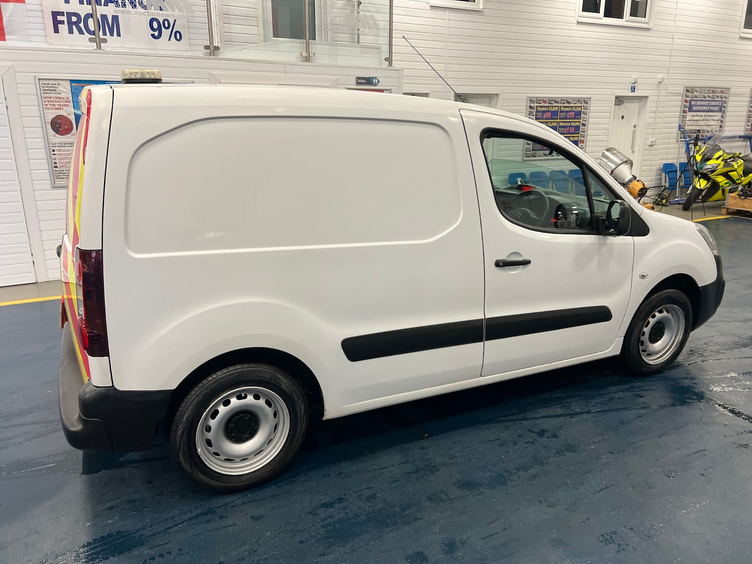 Vehicle 5