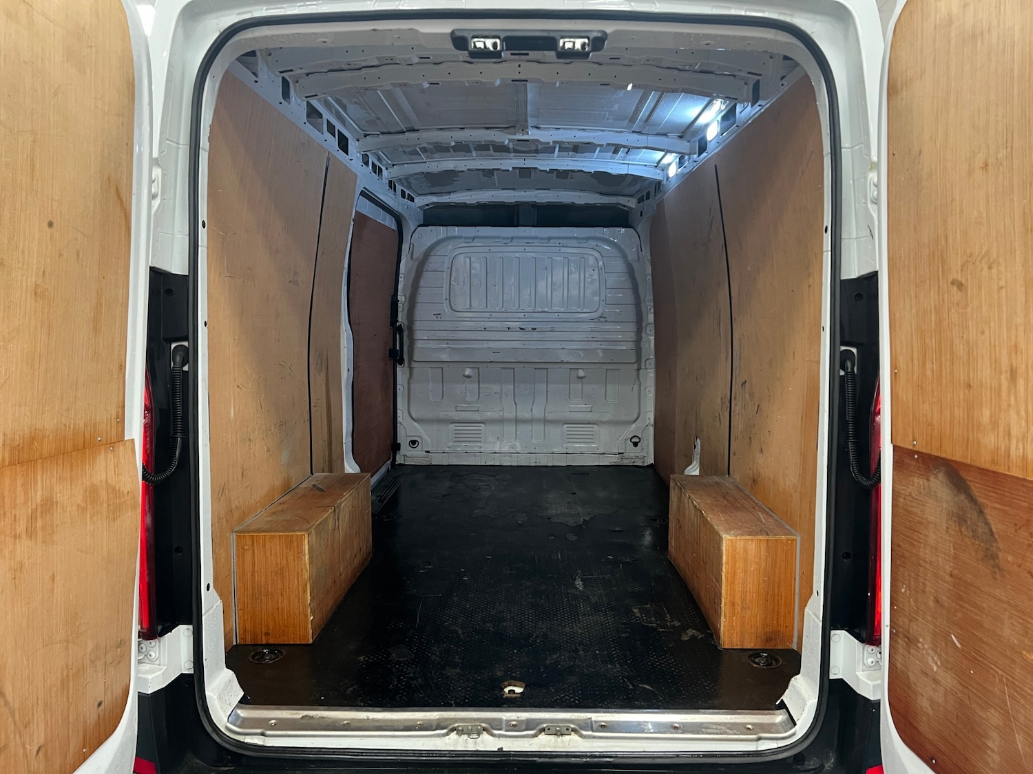 Used Maxus Deliver 9 2023 for sale - 76709217: Photo 11