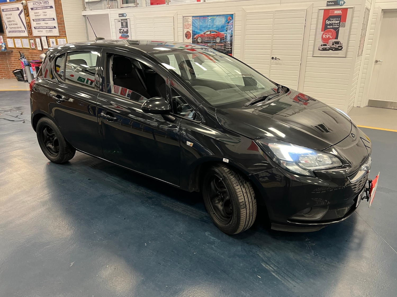 Used Vauxhall Corsa 2016 for sale - 78090819: Photo 2