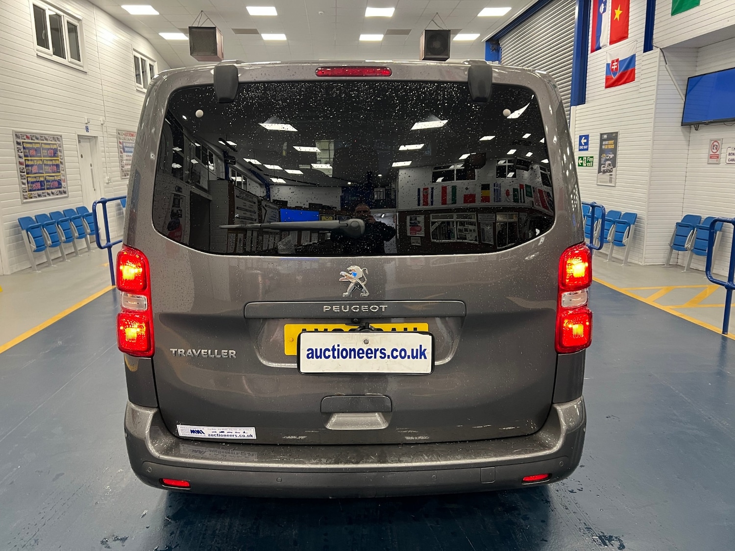 Used Peugeot Traveller 2018 for sale - 77578750: Photo 14