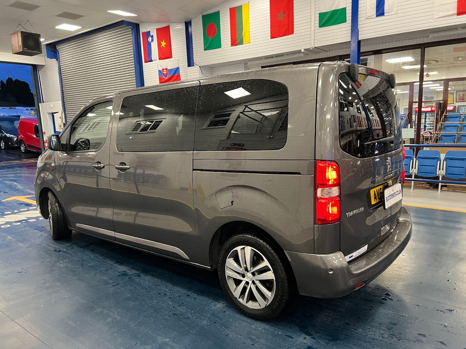 Used Peugeot Traveller 2018 for sale - 77578750: Photo 4