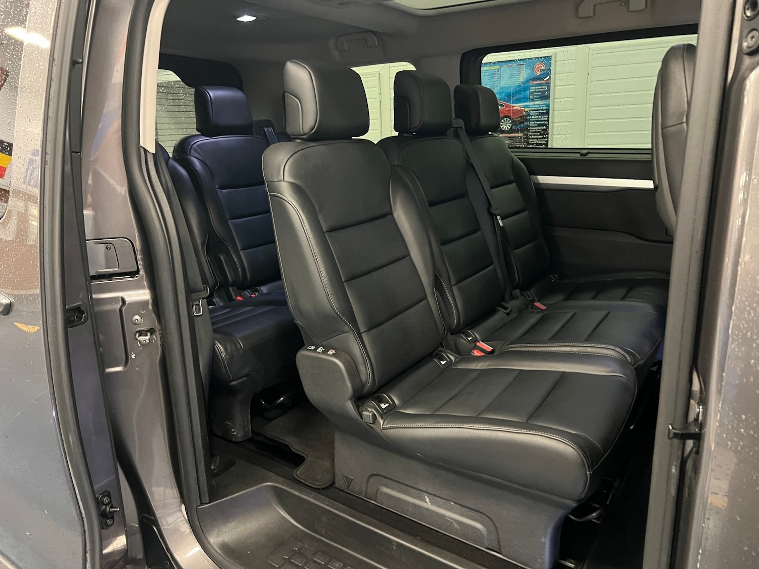 Used Peugeot Traveller 2018 for sale - 77578750: Photo 7