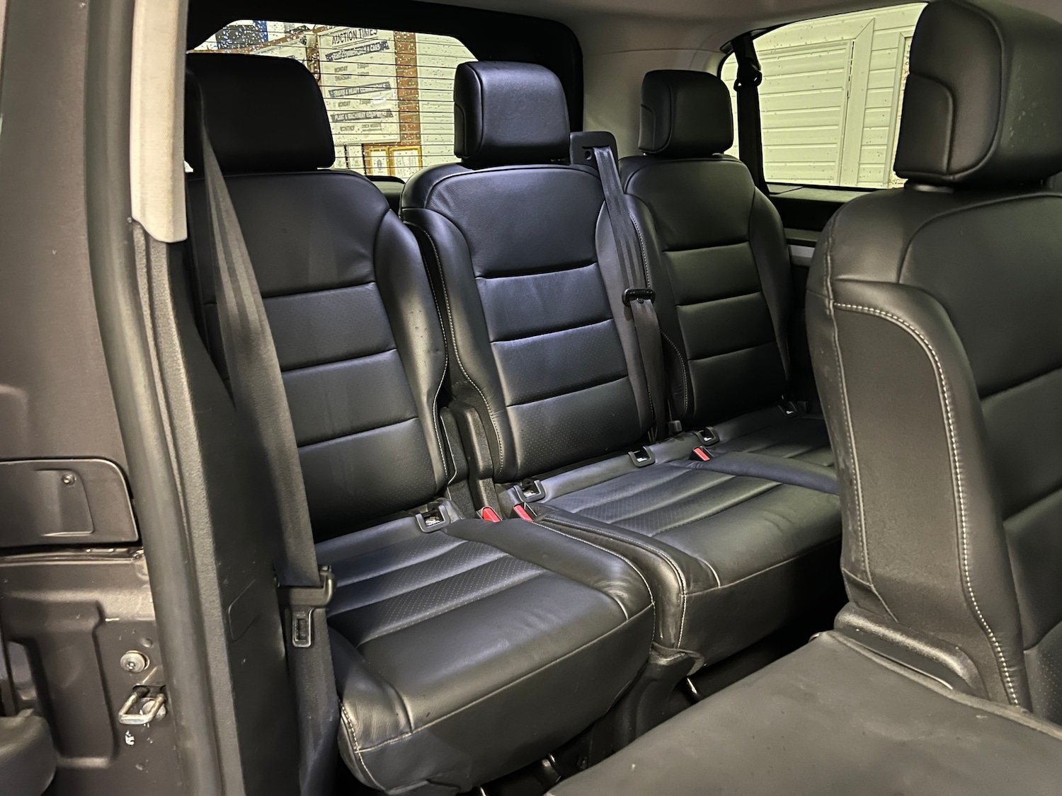 Used Peugeot Traveller 2018 for sale - 77578750: Photo 8