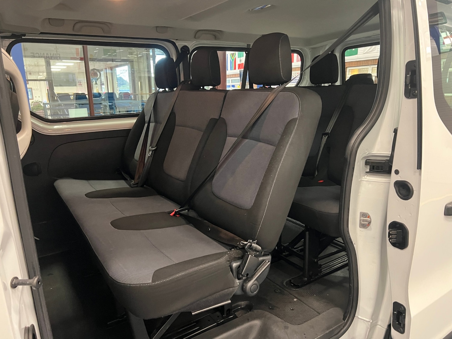 Used Vauxhall Vivaro 2018 for sale - 76861681: Photo 11