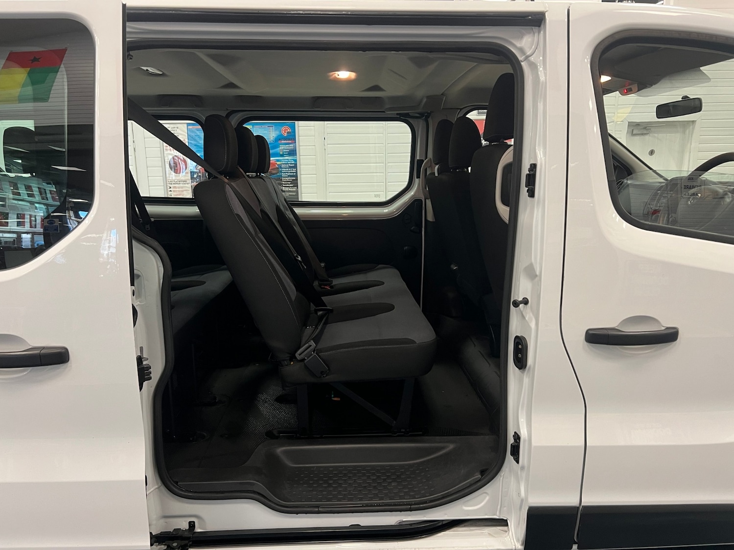 Used Vauxhall Vivaro 2018 for sale - 76861681: Photo 7