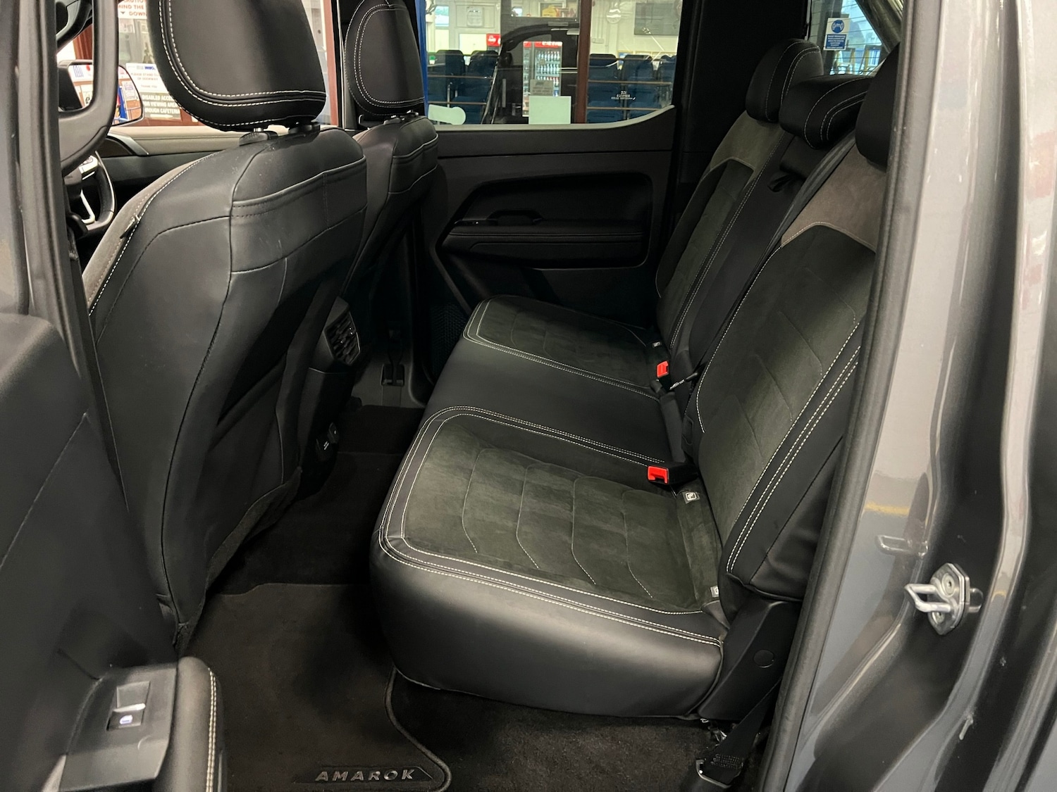 Used Volkswagen Amarok 2023 for sale - 76792660: Photo 10