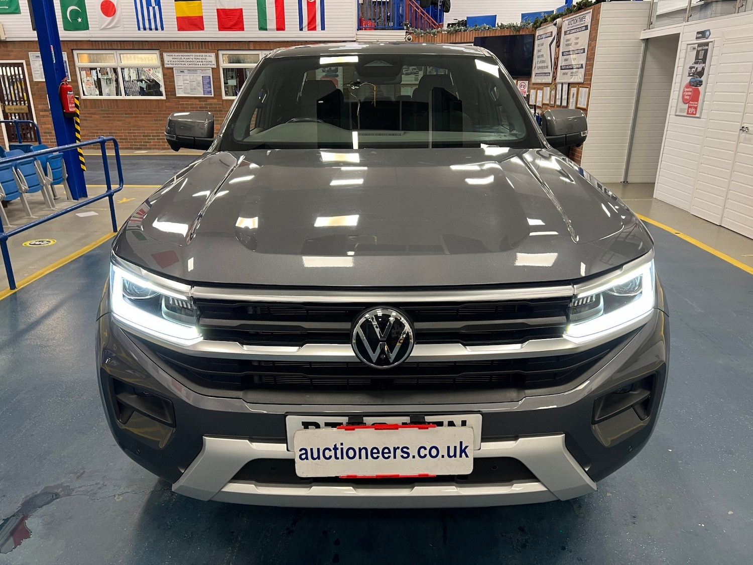 Used Volkswagen Amarok 2023 for sale - 76792660: Photo 6