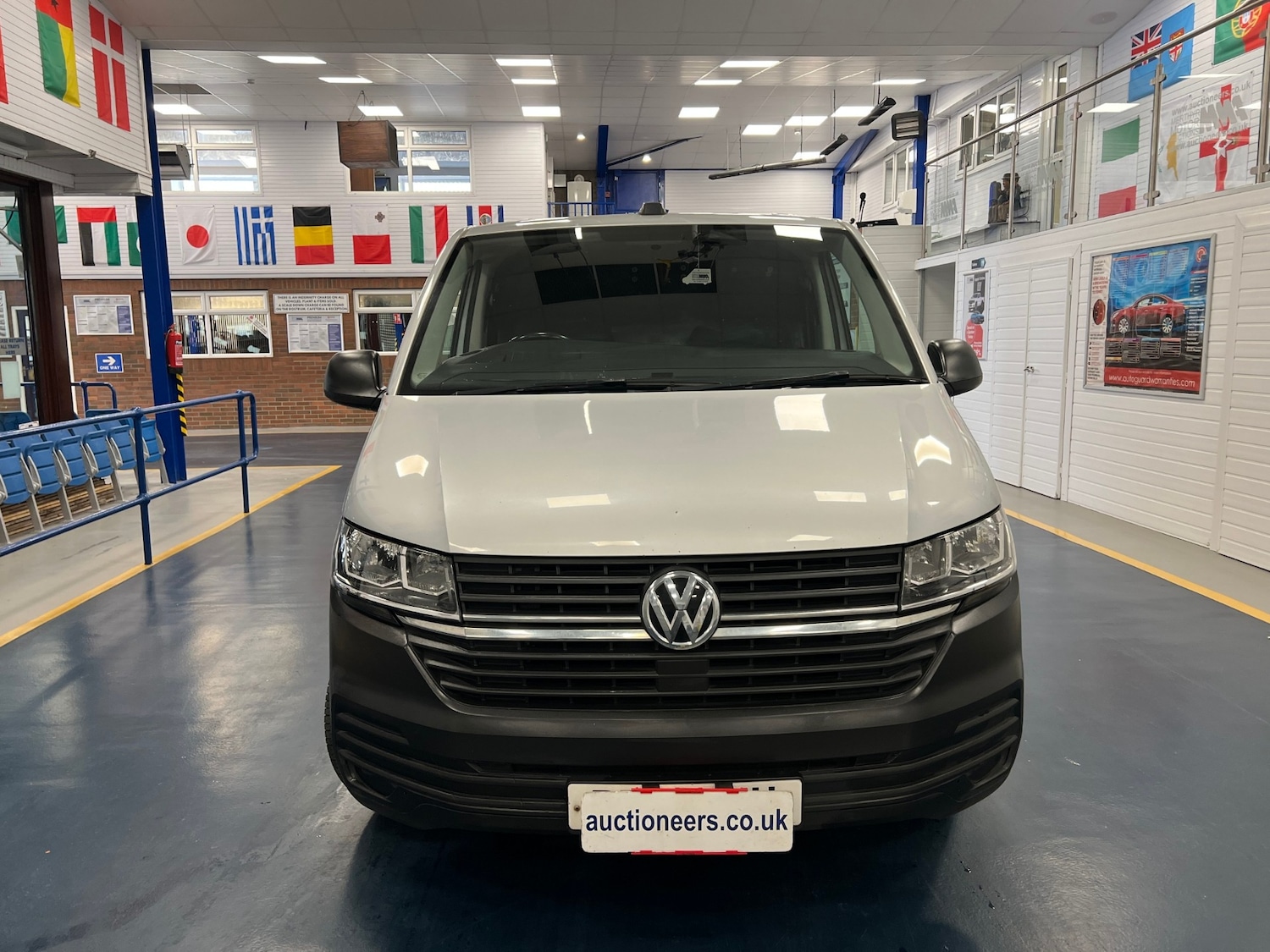 Used Volkswagen Transporter 2021 for sale - 78027351: Photo 10