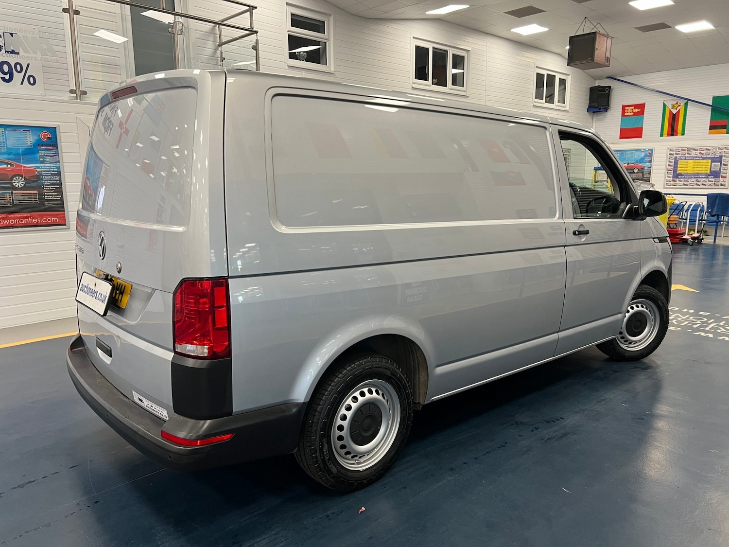 Used Volkswagen Transporter 2021 for sale - 78027351: Photo 5