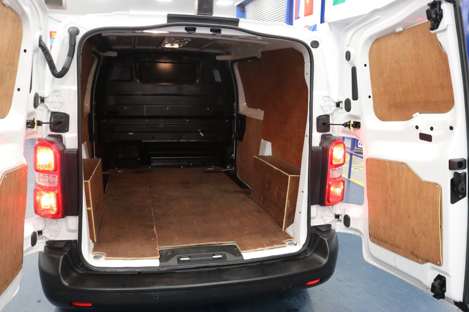 Used Peugeot Expert 2018 for sale - 77127606: Photo 14