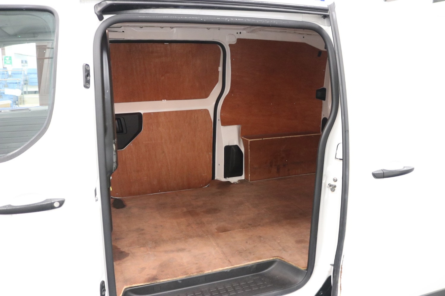 Used Peugeot Expert 2018 for sale - 77127606: Photo 9