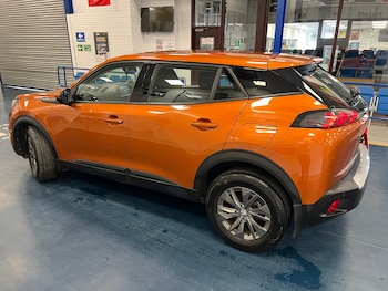 Used Peugeot 2008 2021 for sale - 78914463: Photo