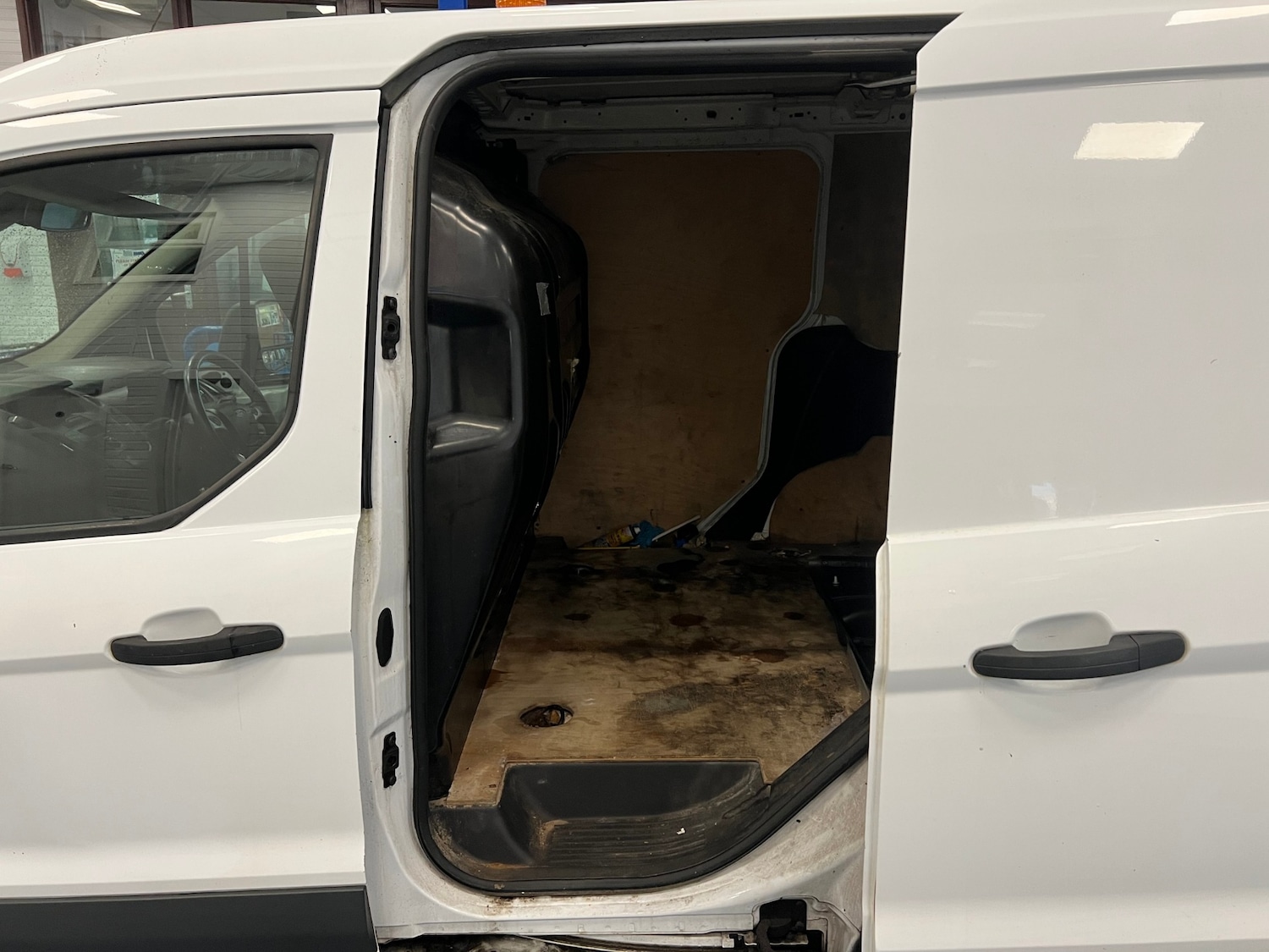 Used Ford Transit Connect 2014 for sale - 76693648: Photo 7