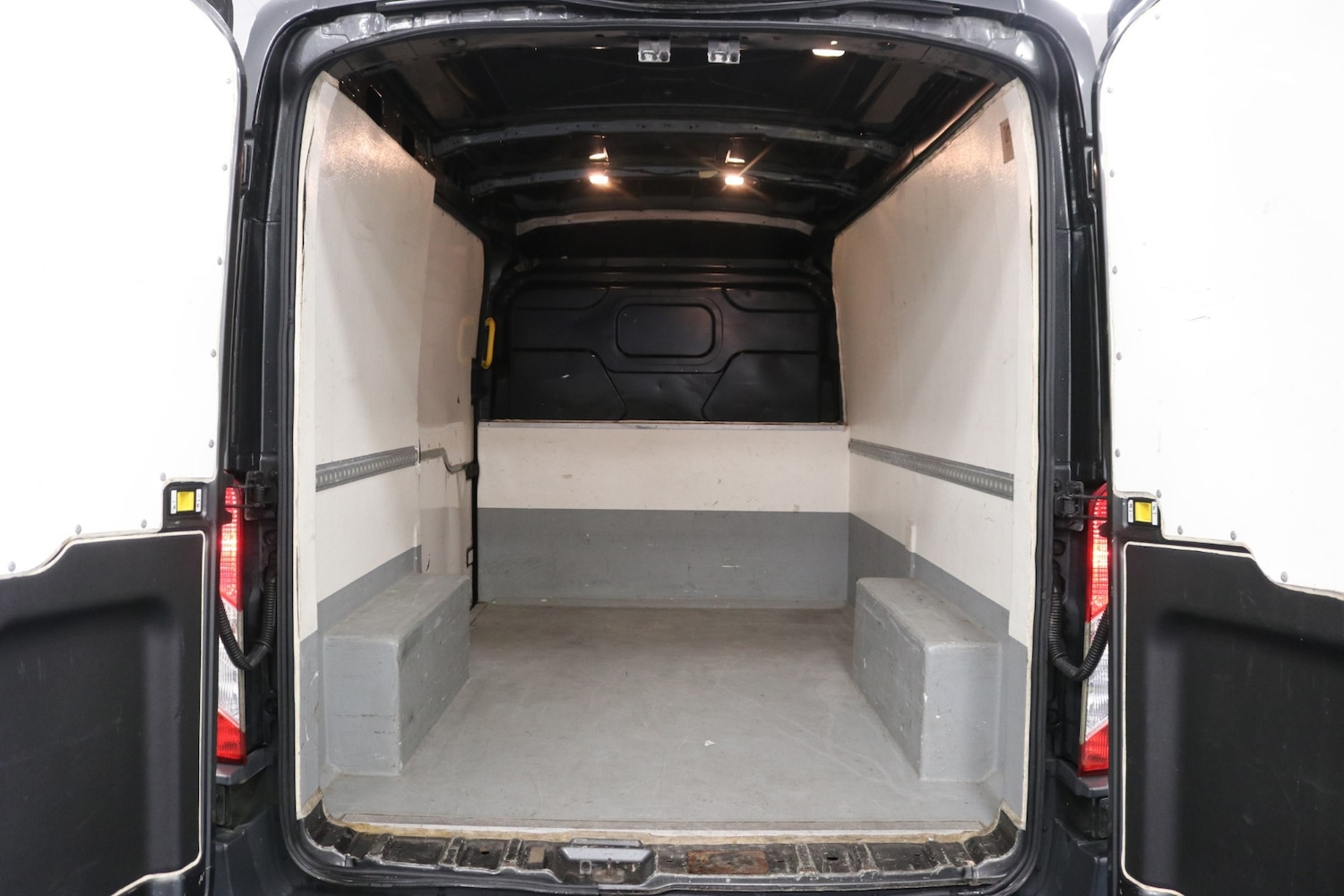 Used Ford Transit 2017 for sale - 77125891: Photo 11