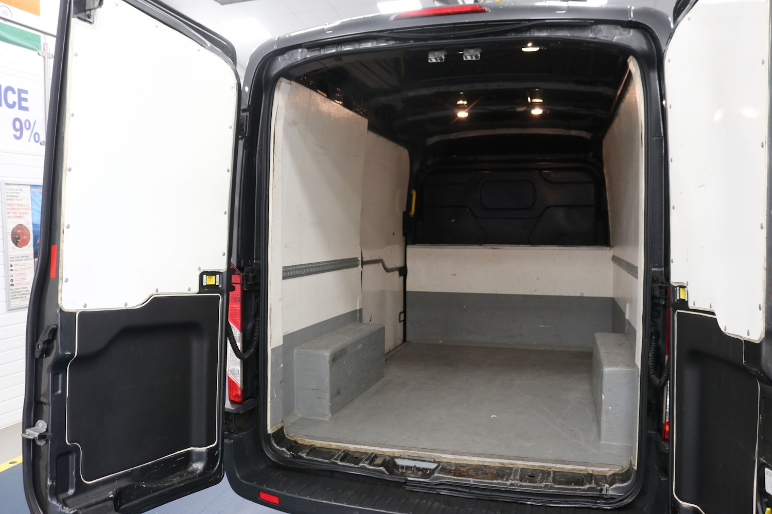 Used Ford Transit 2017 for sale - 77125891: Photo 12