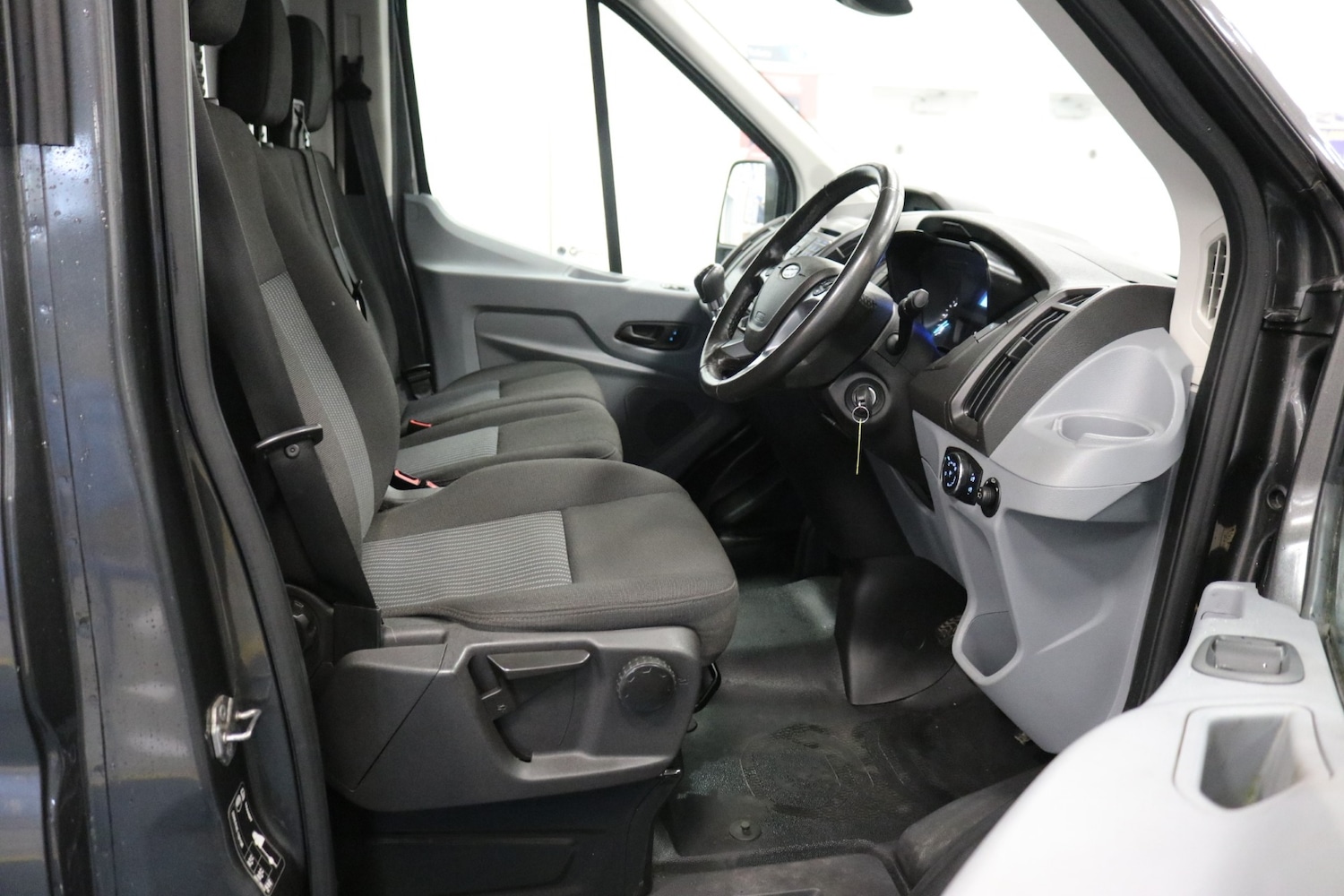 Used Ford Transit 2017 for sale - 77125891: Photo 15