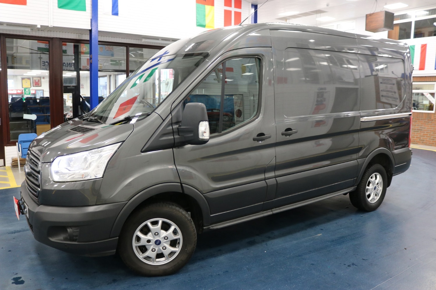 Used Ford Transit 2017 for sale - 77125891: Photo 3