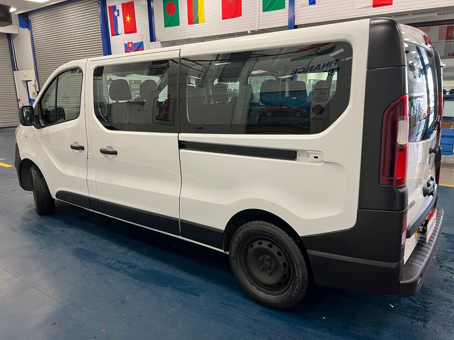 Used Vauxhall Vivaro 2018 for sale - 76205394: Photo 4