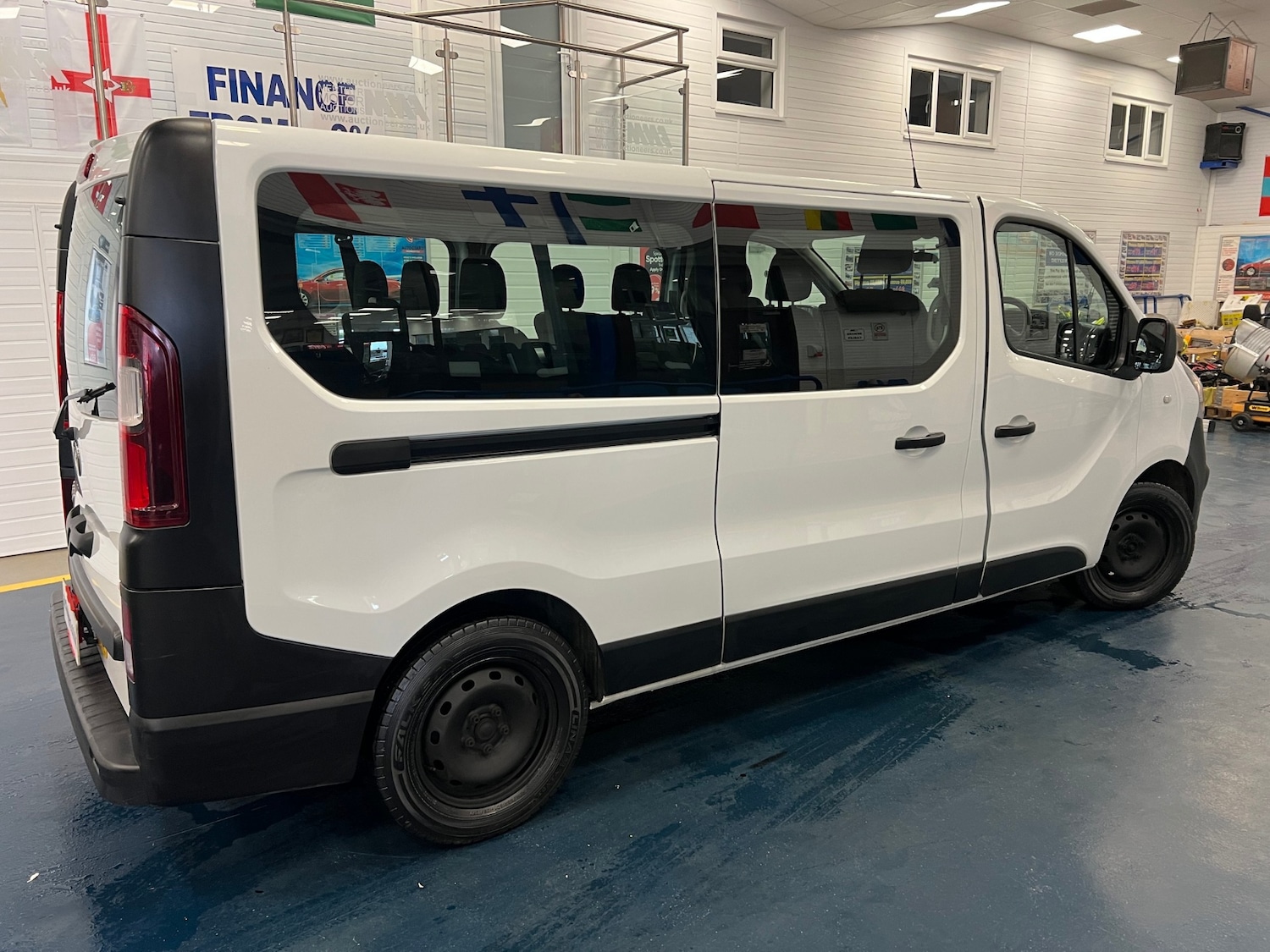 Used Vauxhall Vivaro 2018 for sale - 76205394: Photo 5