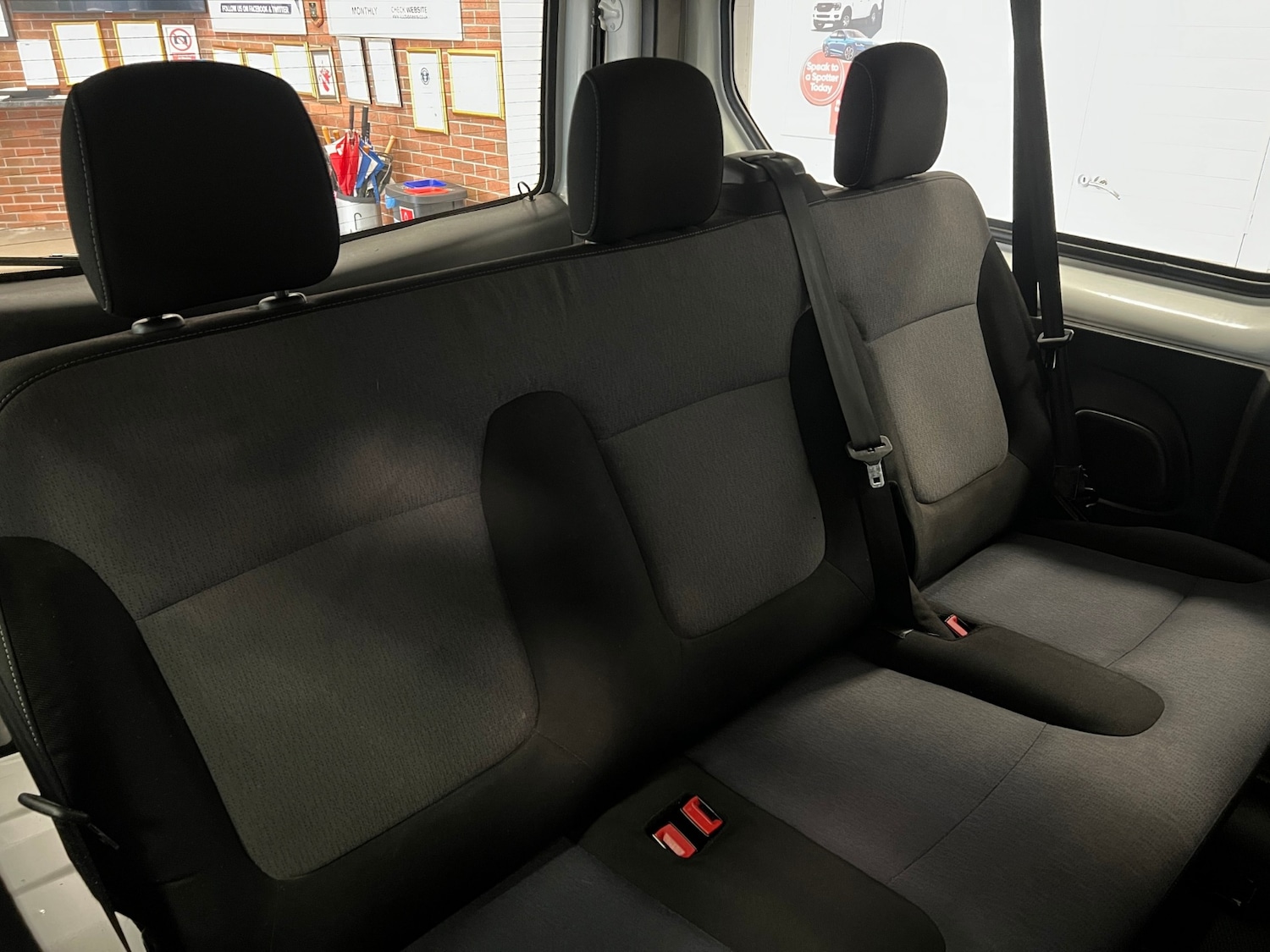 Used Vauxhall Vivaro 2018 for sale - 76205394: Photo 9