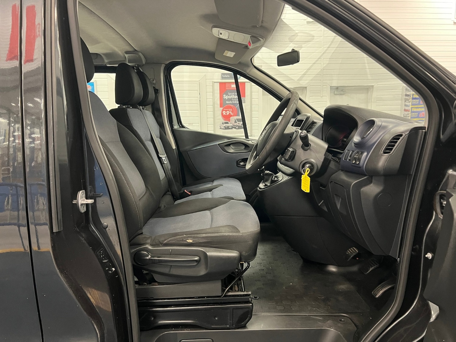 Used Vauxhall Vivaro 2017 for sale - 77459757: Photo 17