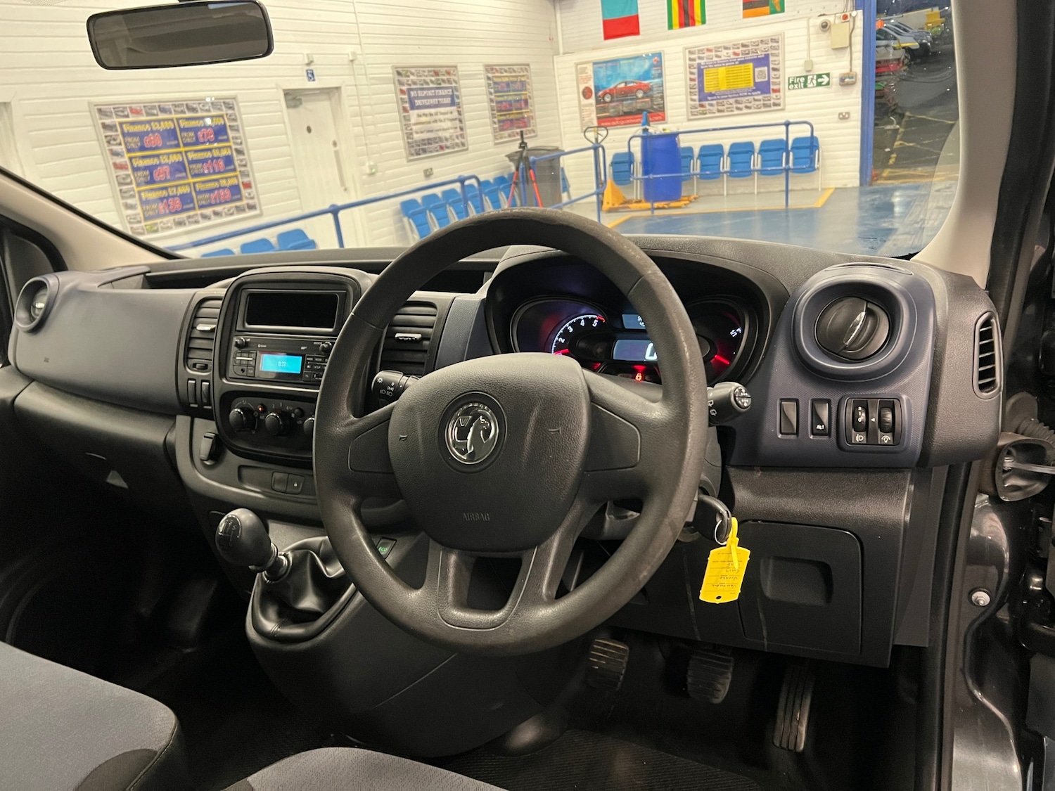Used Vauxhall Vivaro 2017 for sale - 77459757: Photo 18
