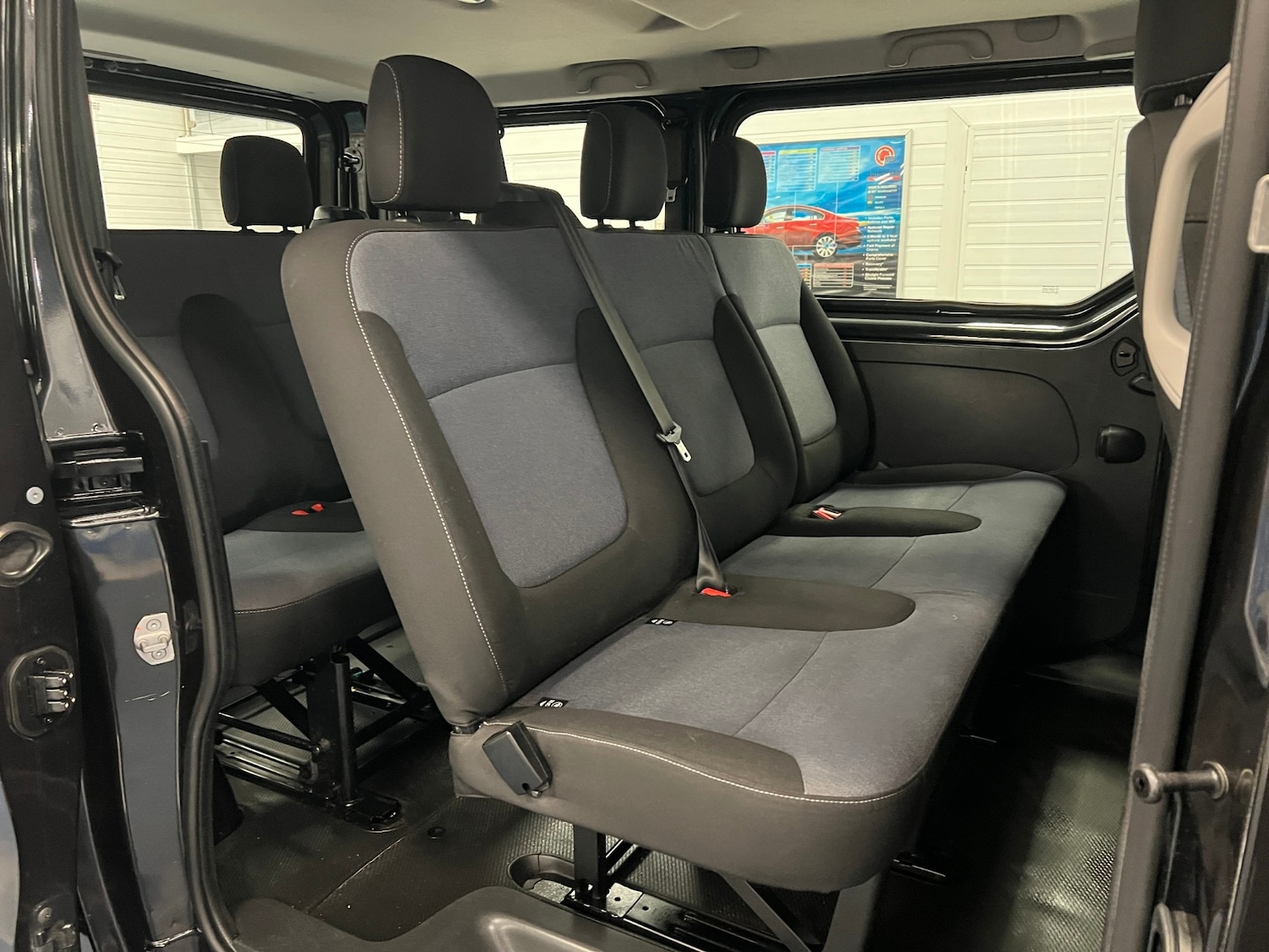 Used Vauxhall Vivaro 2017 for sale - 77459757: Photo 8