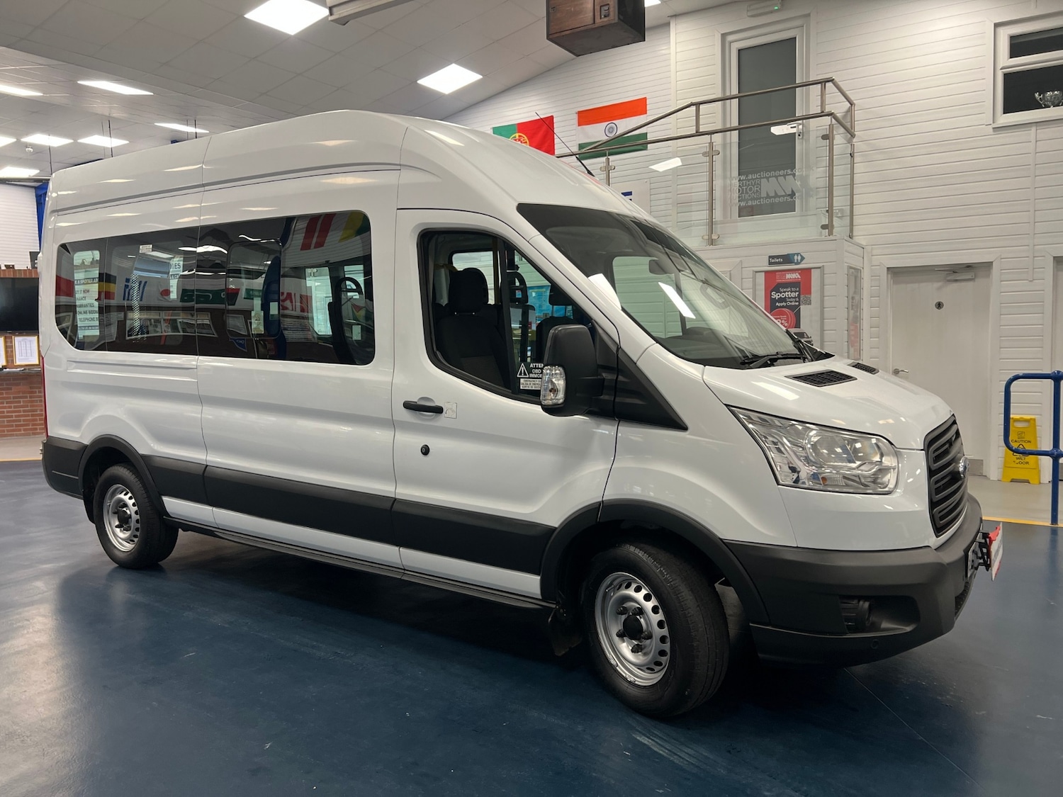 Used Ford Transit 2016 for sale - 77801817: Photo 2