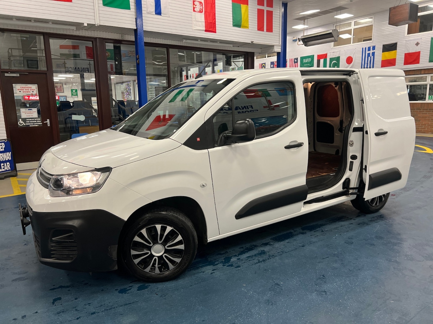 Used Citroen Berlingo 2020 for sale - 76908199: Photo 6