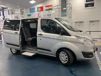 Used Ford Tourneo Custom 2017 for sale - 79418898: Photo