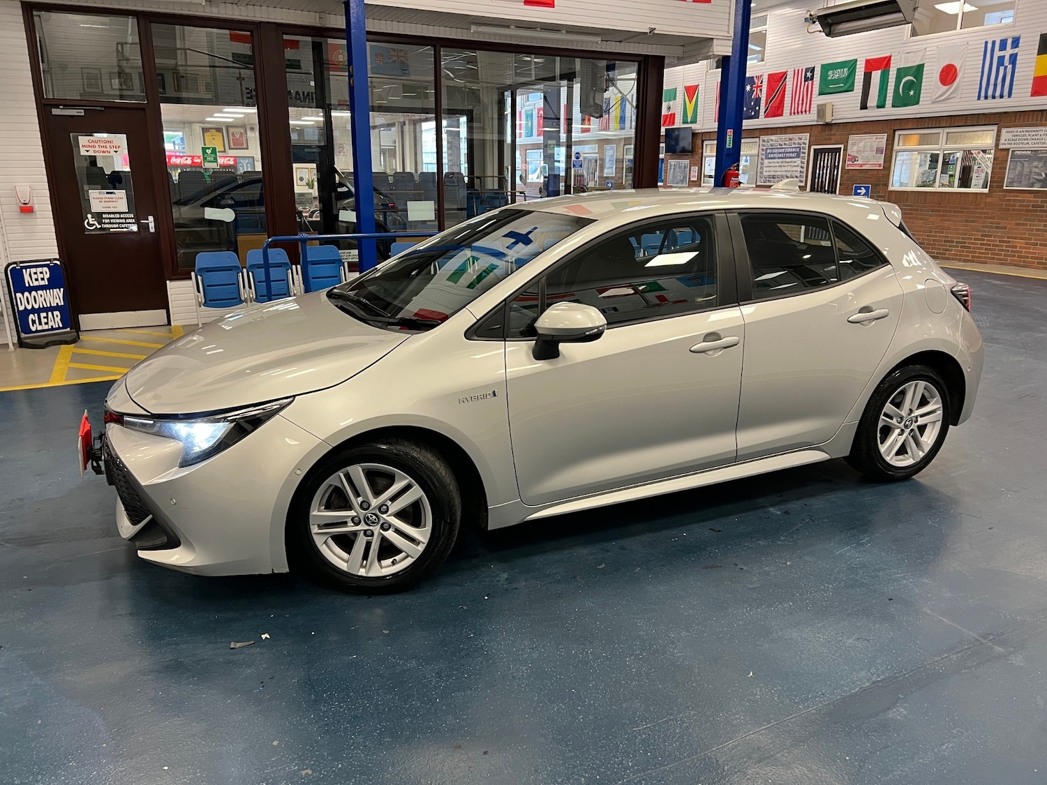 Used Toyota Corolla 2020 for sale - 76391439: Photo 3