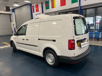 Used Volkswagen Caddy Maxi 2020 for sale - 79456731: Photo